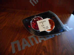 mazda-3-5thyro-2004-2007-piso-fanari-aristero  